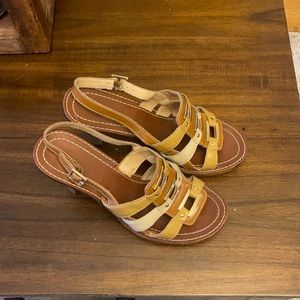 Beautiful summer sandal Michael Michael Kors.